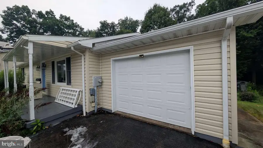 29 Chinkapin Dr, New Oxford, PA 17350 - #2