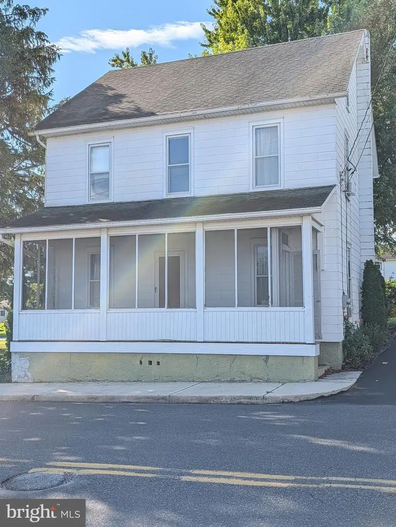 201 Main St, Arendtsville, PA 17303 - #1