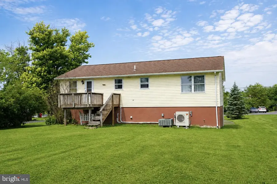 533 Grant Dr, Gettysburg, PA 17325 - #2