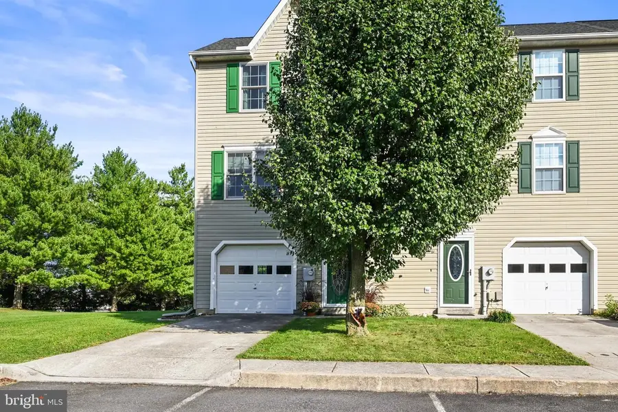63 N Gala, Littlestown, PA 17340 - #3