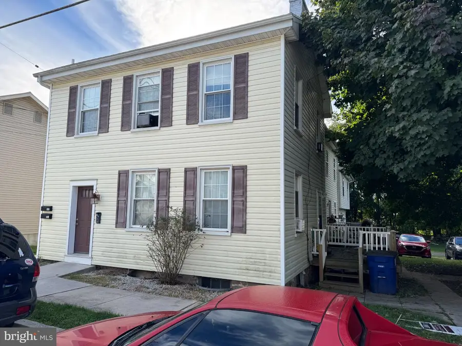 49 Lumber St, Littlestown, PA 17340 - #2