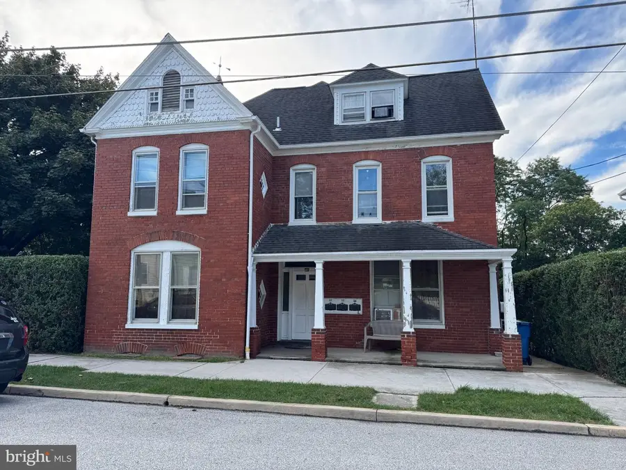 41 Lumber St, Littlestown, PA 17340 - #2