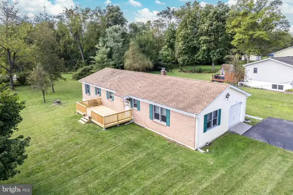 12 Longstreet Dr, EAST BERLIN, PA 17316