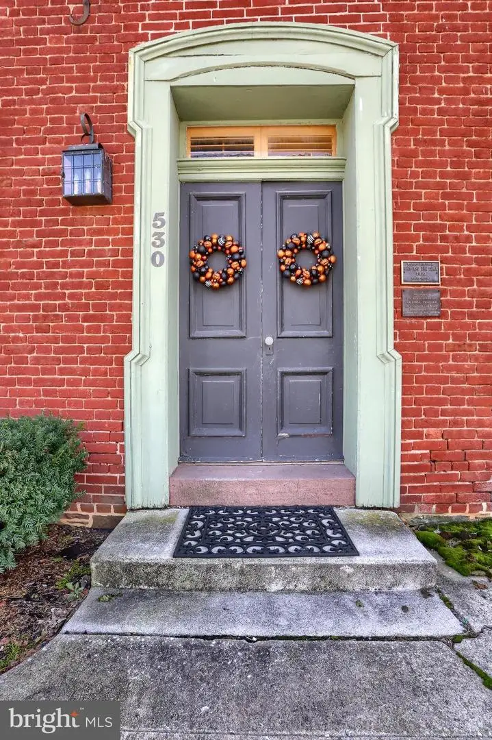 530 W King St, East Berlin, PA 17316 - #3