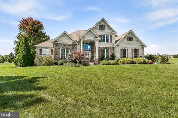 24 Tyoaka Dr, LITTLESTOWN, PA 17340