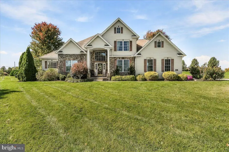 24 Tyoaka Dr, Littlestown, PA 17340 - #2