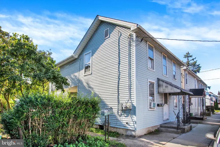 516 Main St, McSherrystown, PA 17344 - #3