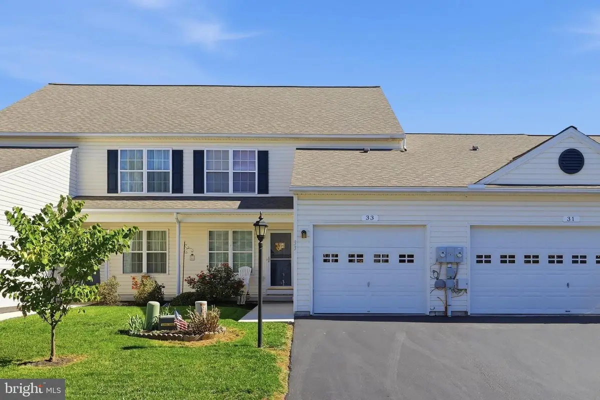 33 Cedarfield Dr, Gettysburg, PA 17325 - #1