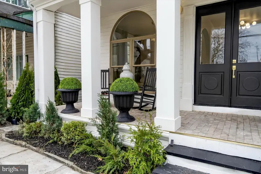 32 Mayflower St, Pittsburgh, PA 15206 - #2