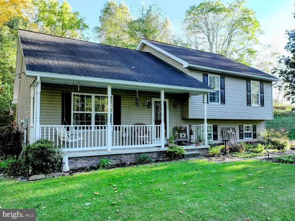 48 W 3rd St, EVERETT, PA 15537