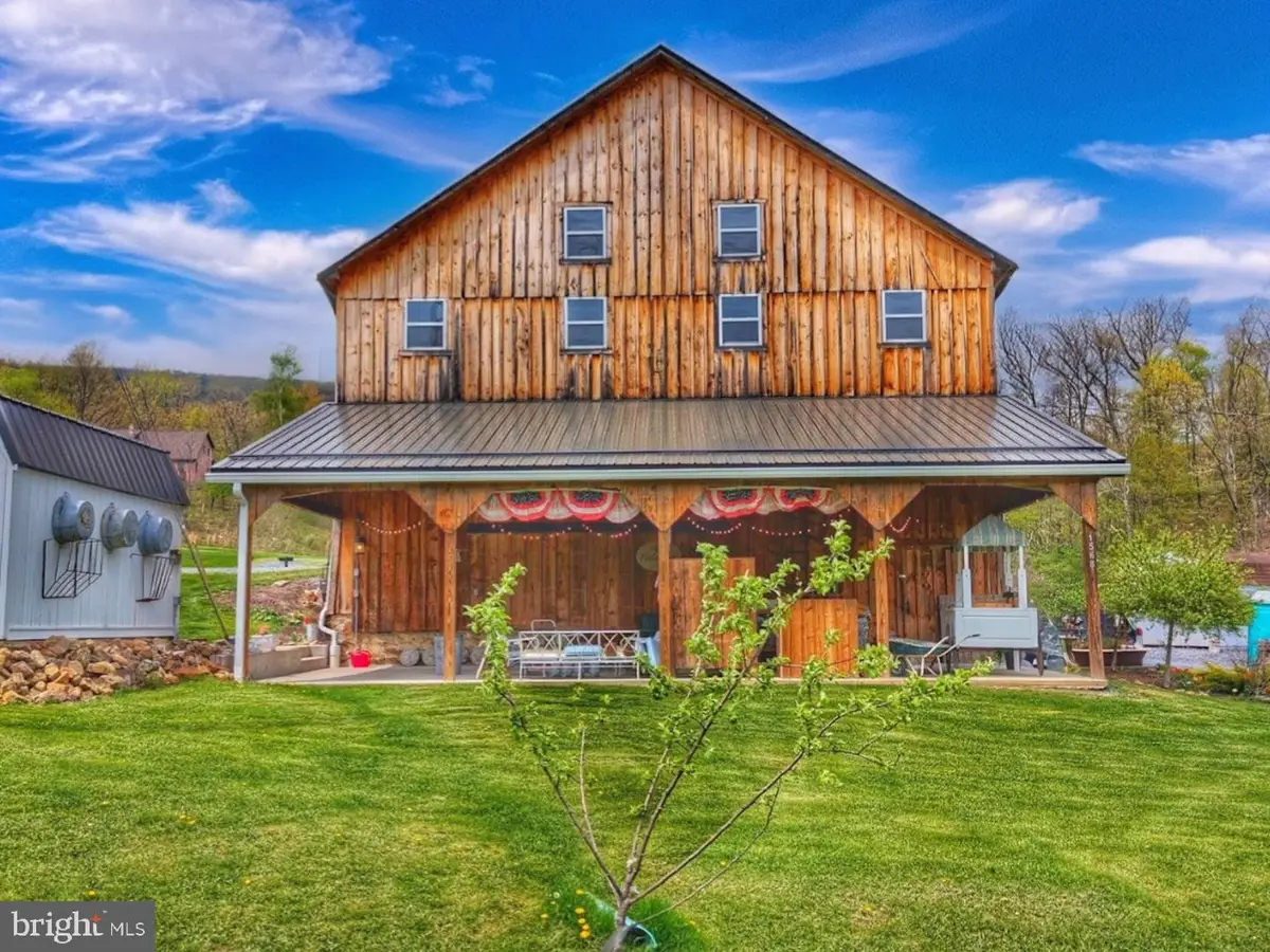 1568 Cumberland Road, Bedford, PA 15522 - #1