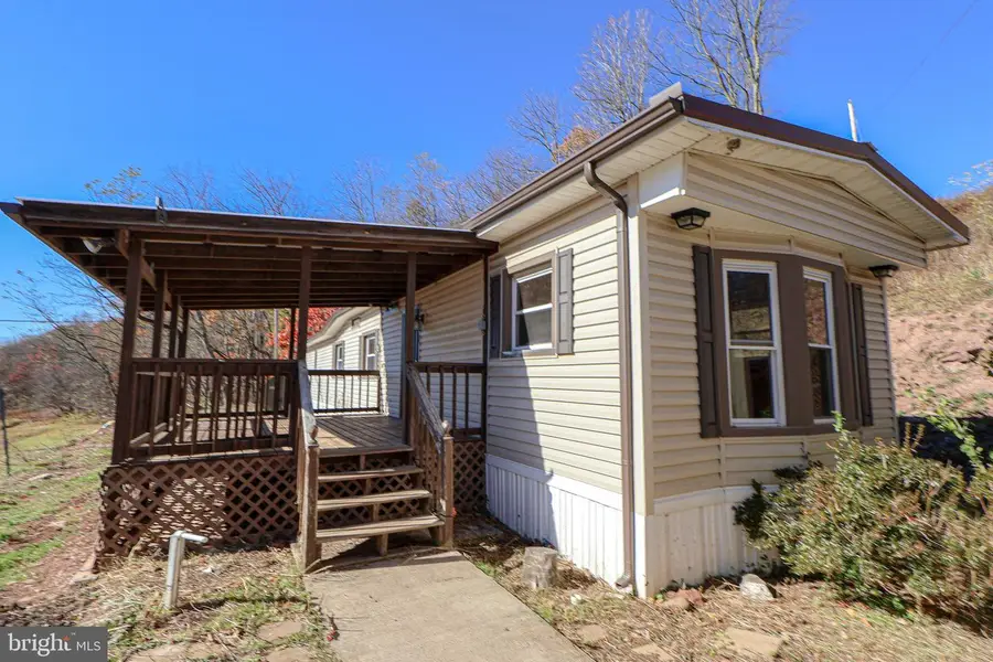 206 Mountain Penny Ln, Claysburg, PA 16625 - Image #2