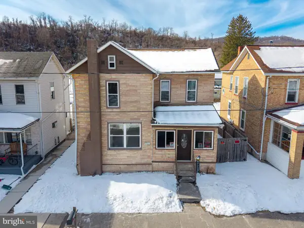 2957 2nd Ave, HYNDMAN, PA 15545