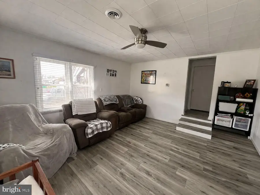 1040 Spring St N, Everett, PA 15537 - #2