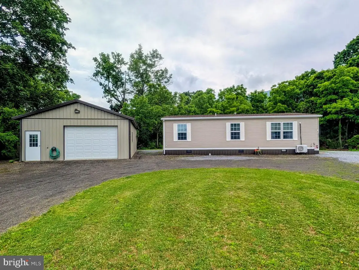 183 Oak Hill Rd, New Enterprise, PA 16664 - #1