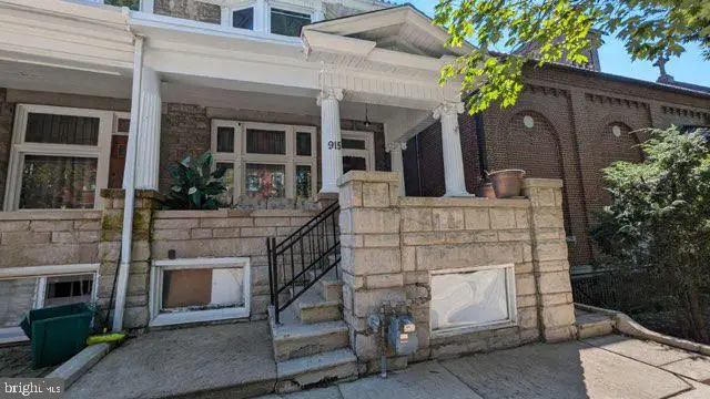 915 N 4th St, Reading, PA 19601 - Image #1