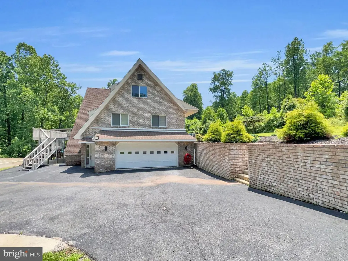 665 Fairmont Ave, Mohnton, PA 19540 - Image #1