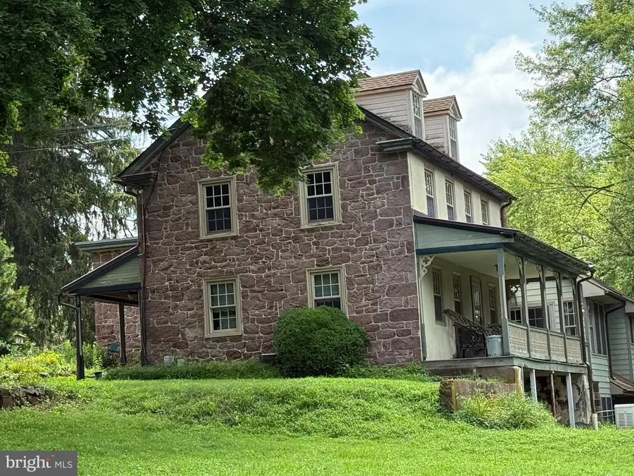 322 Kurtz Mill Rd, Mohnton, PA 19540 - Image #3