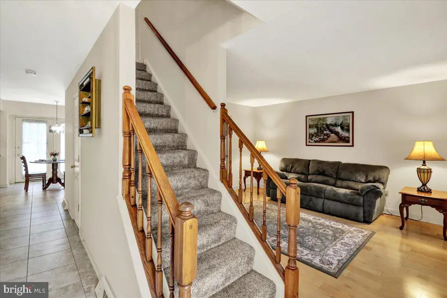 342 Saddlebrook Dr, Wernersville, PA 19565 - Image #3