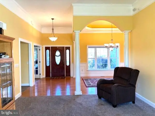 121 Copper Beech Ln, Womelsdorf, PA 19567 - Image #2