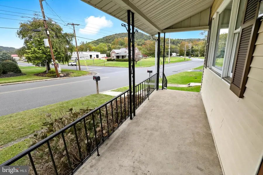 3024 Oley Turnpike Rd, Reading, PA 19606 - Image #3