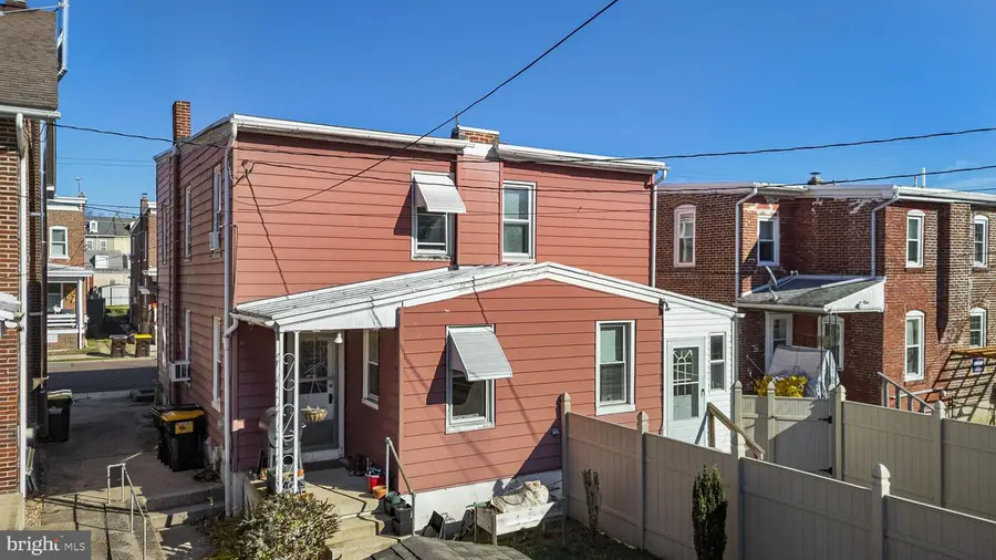 622 Rhoads Ave, Boyertown, PA 19512 - Image #3