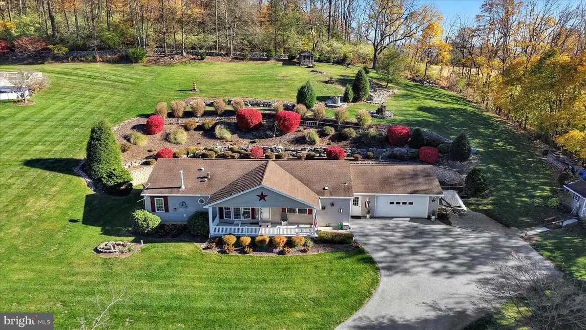 85 Mill Rd, Fleetwood, PA 19522 - Image #1