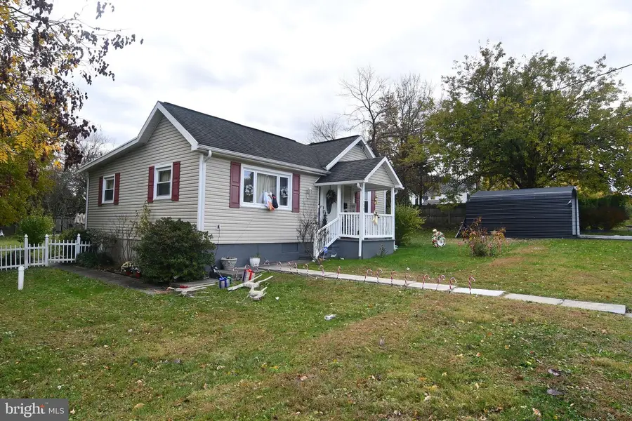 1432 Liggett Ave, Reading, PA 19607 - Image #2