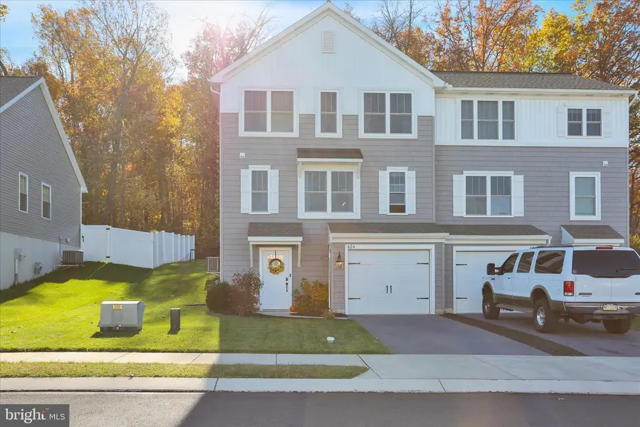 424 Smokering Dr, Robesonia, PA 19551 - Image #3