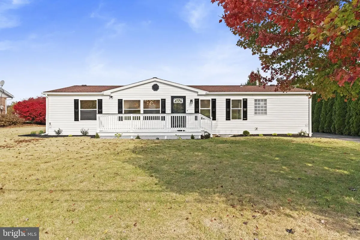 2337 Brownsville Rd, Robesonia, PA 19551 - Image #1