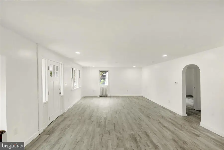 105 Gibraltar Rd, Reading, PA 19606 - Image #3