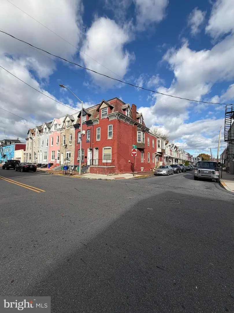 131 Elm St, Reading, PA 19601 - Image #1