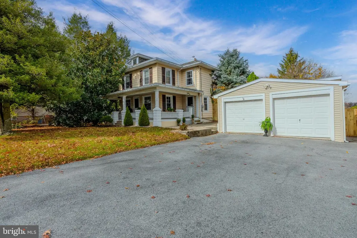 13 E Summit St, Mohnton, PA 19540 - Image #1