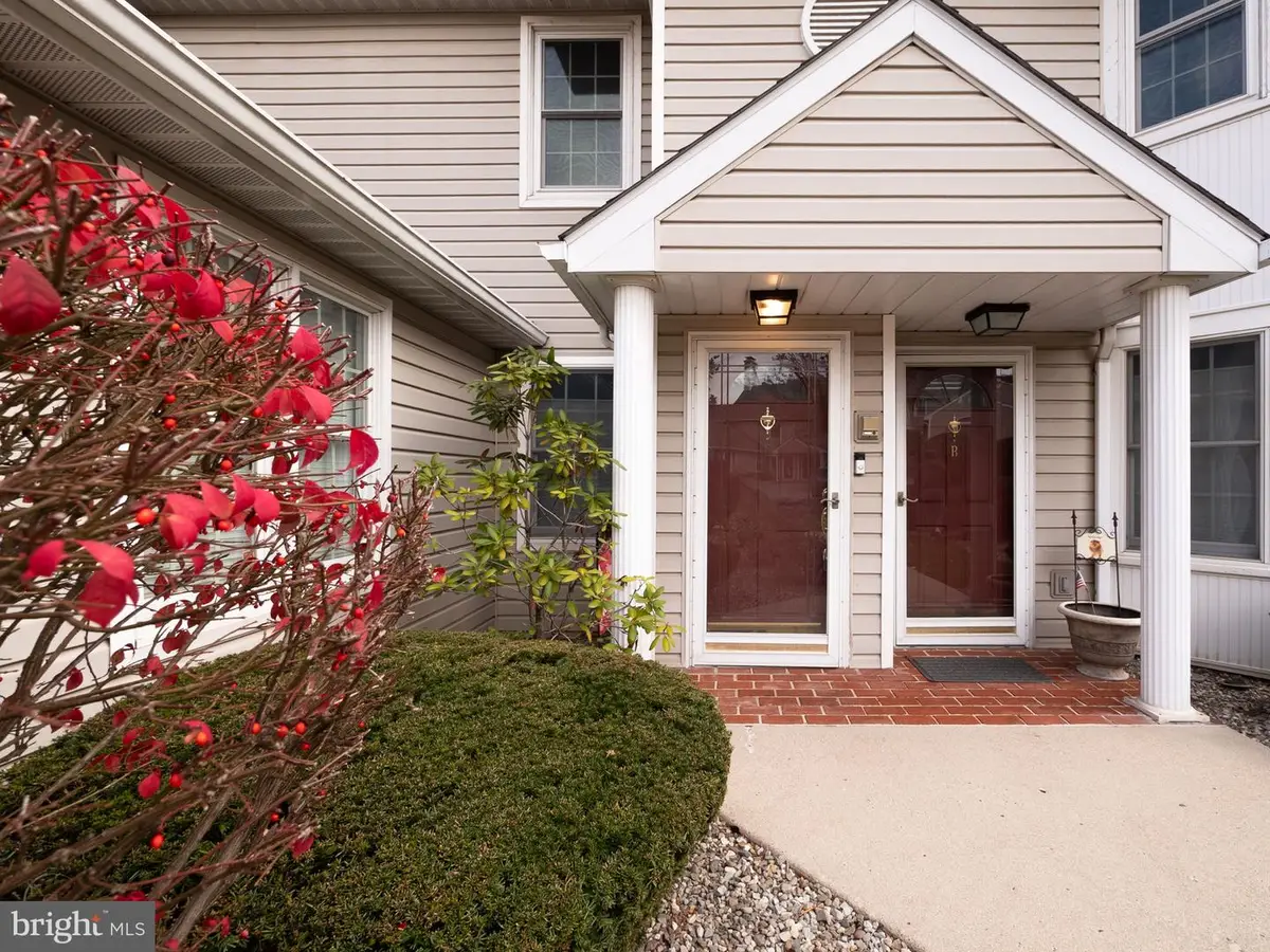 3217 Garfield Ave #e, Reading, PA 19605 - Image #1