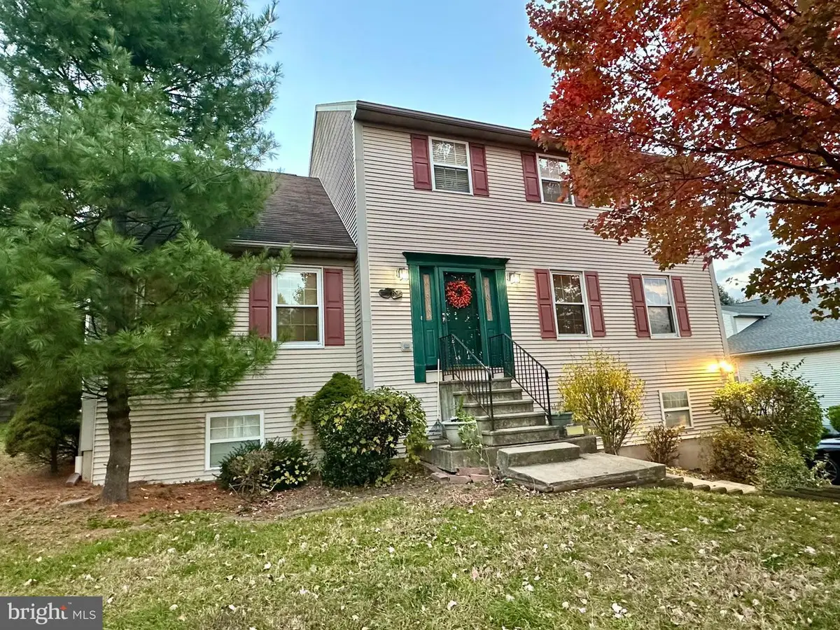 1189 Cedar Top Rd, Reading, PA 19607 - Image #1