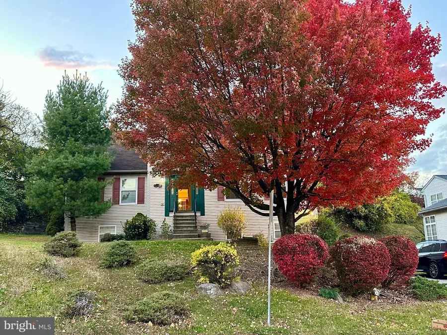 1189 Cedar Top Rd, Reading, PA 19607 - Image #3