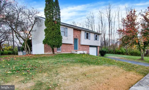 618 William Penn Blvd, WOMELSDORF, PA 19567