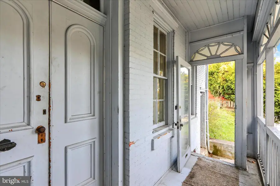 716 N 6th St, Reading, PA 19601 - Image #2