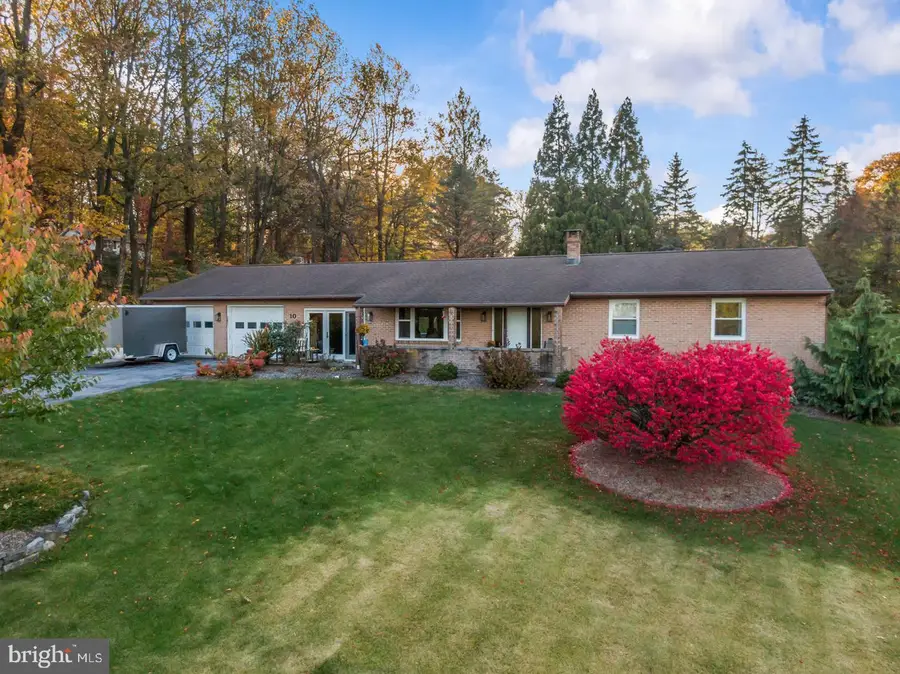 10 Daisy Ln, Fleetwood, PA 19522 - Image #3