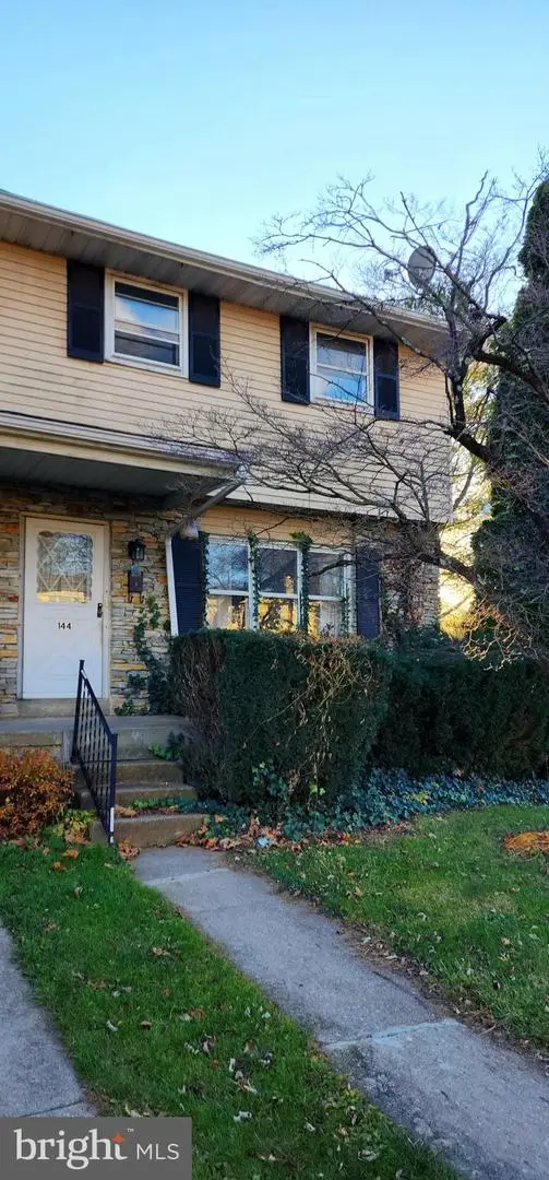 144 W Gaul St, WERNERSVILLE, PA 19565