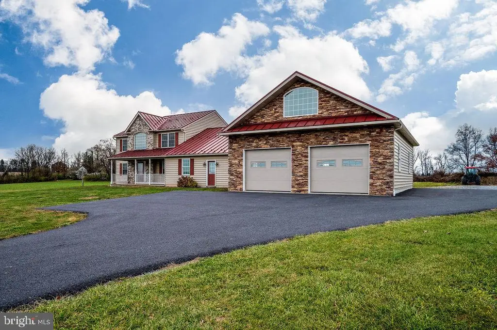 130 Troxel Rd, Shoemakersville, PA 19555 - Image #1