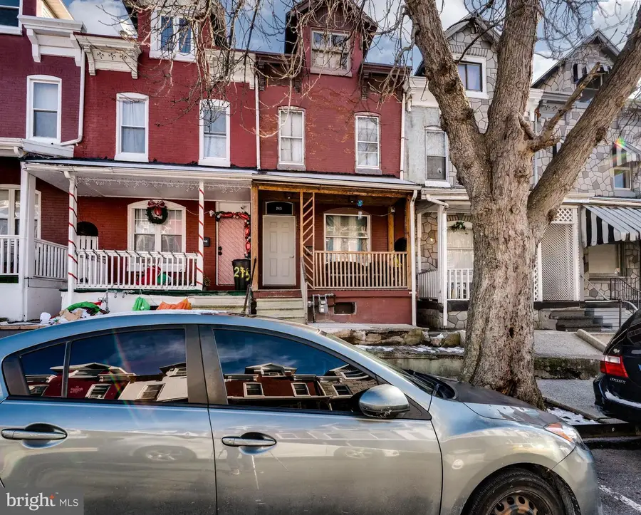 243 Pear St, Reading, PA 19601 - Image #3