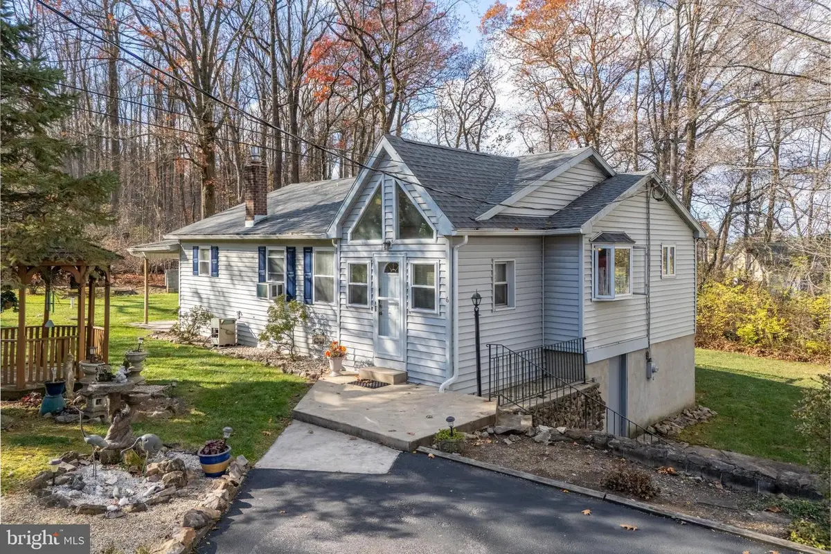 6 Tina Ln, Mertztown, PA 19539 - Image #1
