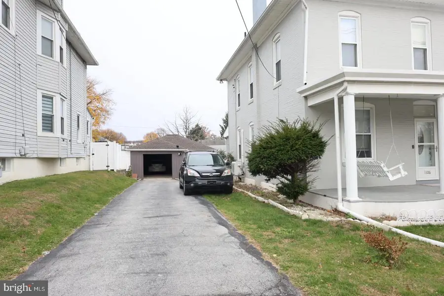 1106 E Bellevue Ave, Reading, PA 19605 - Image #2