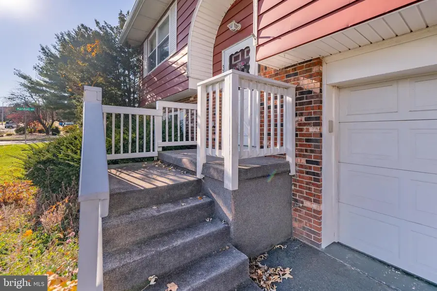 38 S Herbein Dr, Topton, PA 19562 - Image #2