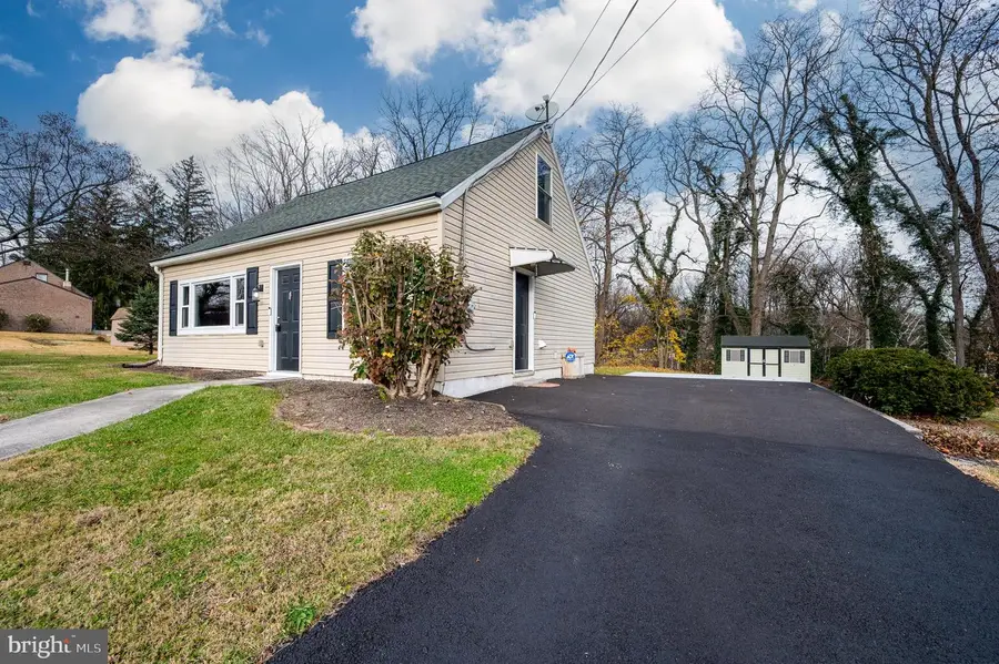 2109 Cullum Dr, Reading, PA 19601 - Image #2