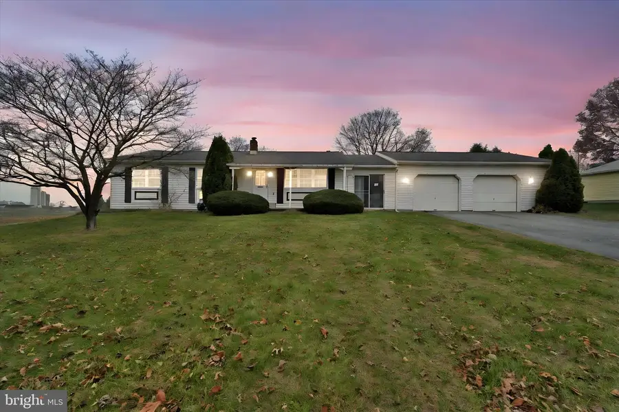 15 Pheasant Run, Fleetwood, PA 19522 - Image #2