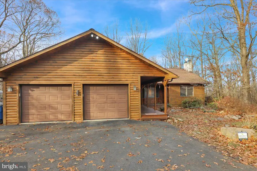 28 Lake Rd, Fleetwood, PA 19522 - Image #2