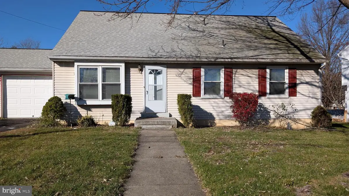 308 Spohn Rd, Reading, PA 19608 - Image #1
