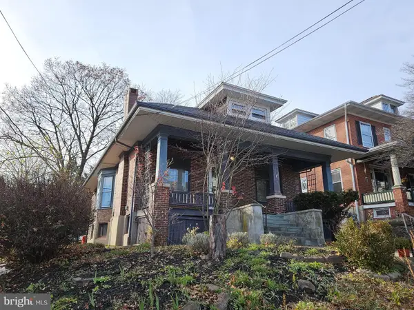 28 N Church St, MOHNTON, PA 19540